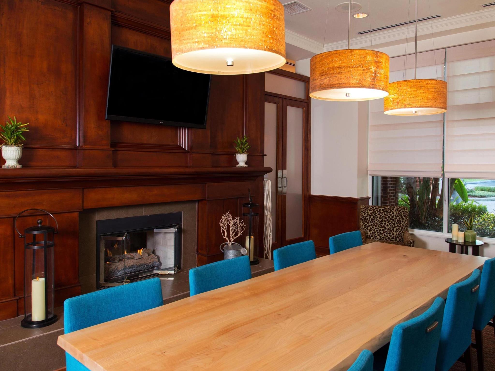 Hilton Garden Inn Tampa East Brandon Mango Bagian luar foto