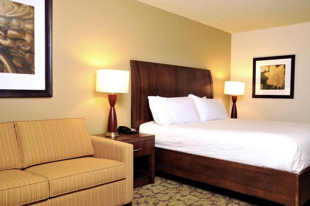 Hilton Garden Inn Tampa East Brandon Mango Bagian luar foto