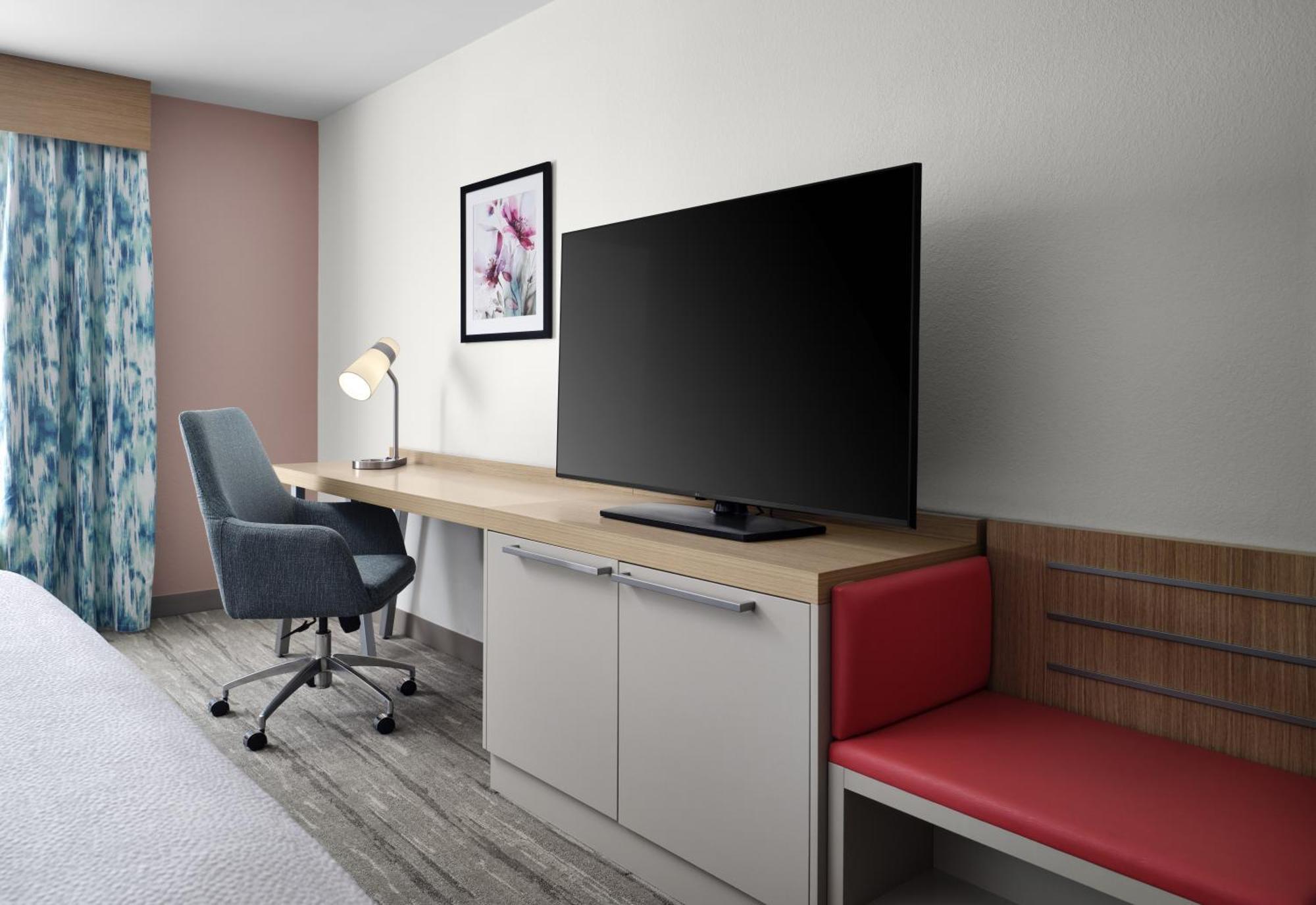 Hilton Garden Inn Tampa East Brandon Mango Bagian luar foto